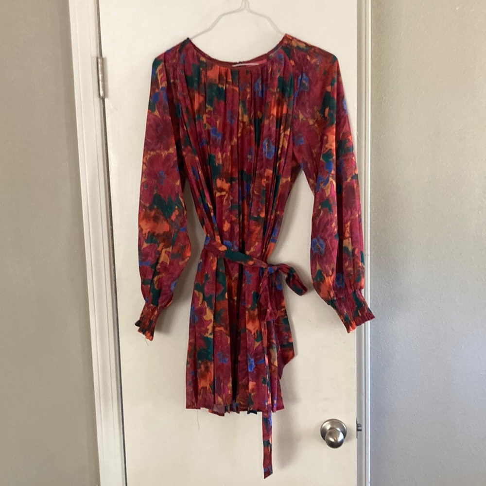Flying Tomato Watercolor Floral Print Pleated Dress